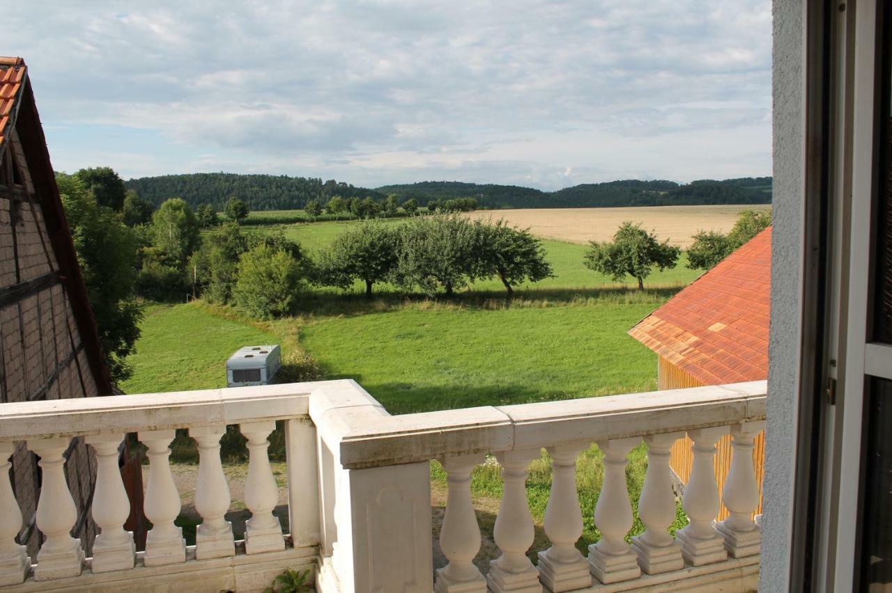 Bio-Bauernhof Rhoen Schleid Exterior foto